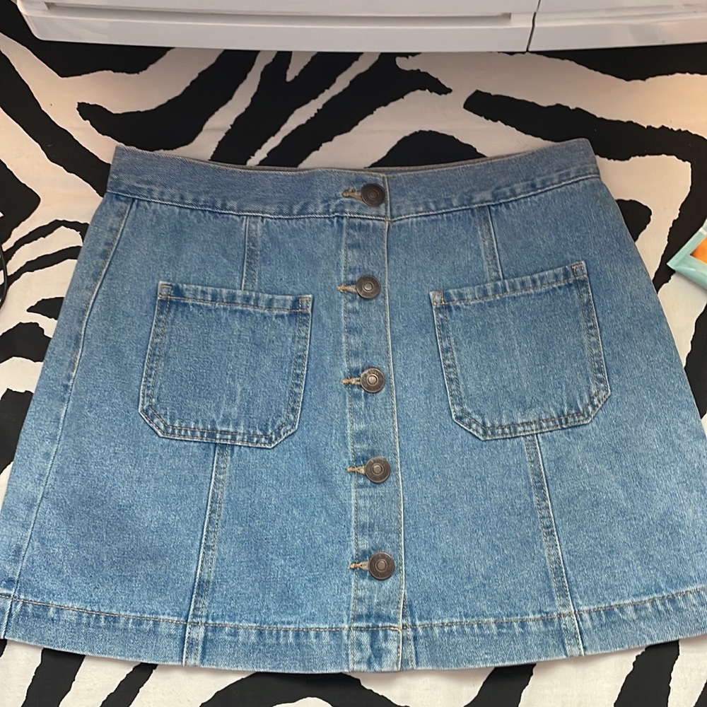 Forever 21 skirt